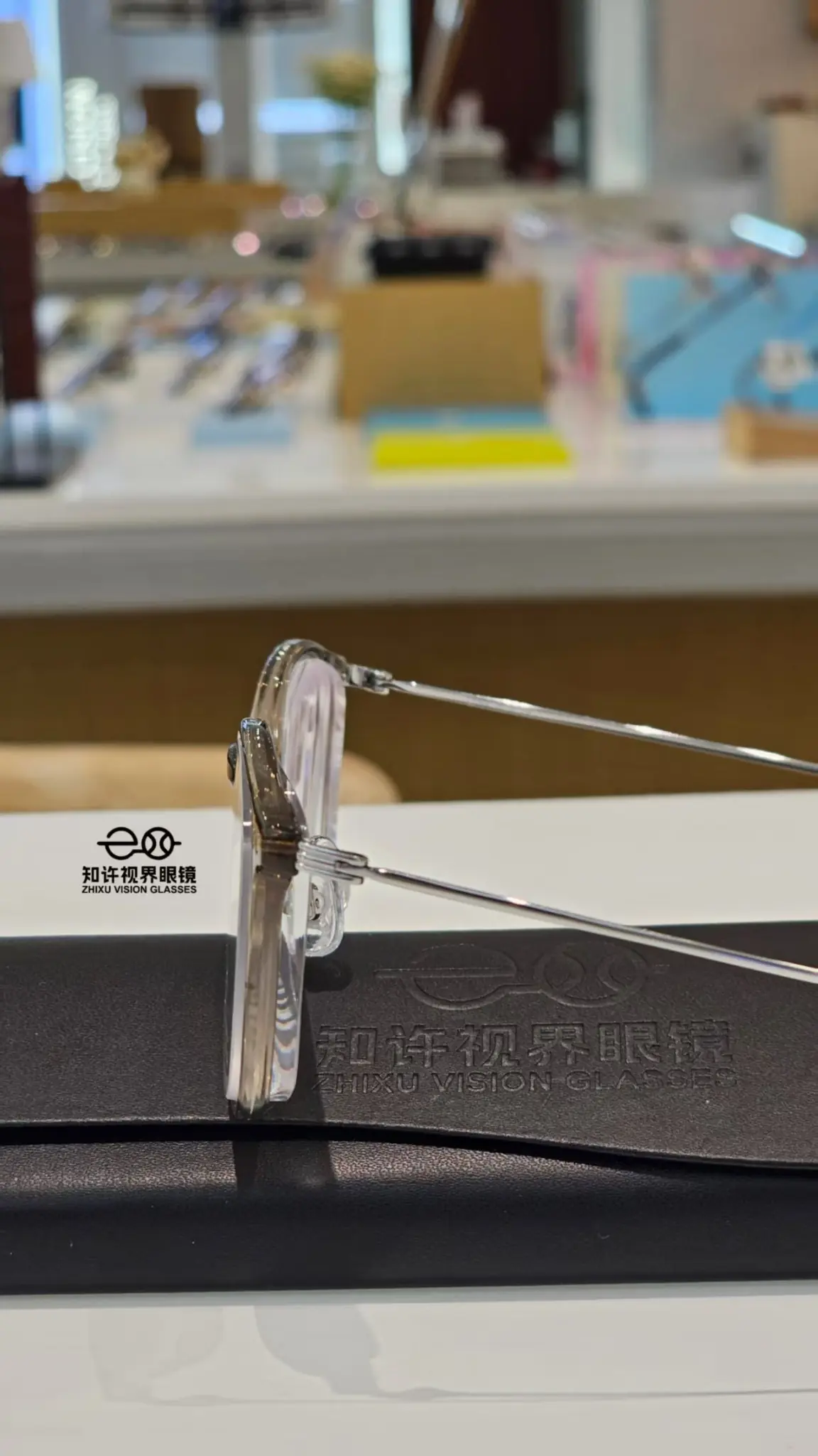 1200度以上高度近视蔡司泽锐1.74鎏金膜S成镜侧面边缘实拍